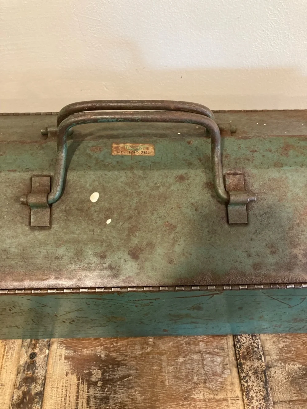 Vintage Metal Toolbox in Teal with Carry Handle and Insert 21” Long Distressed - Picture 15 of 16